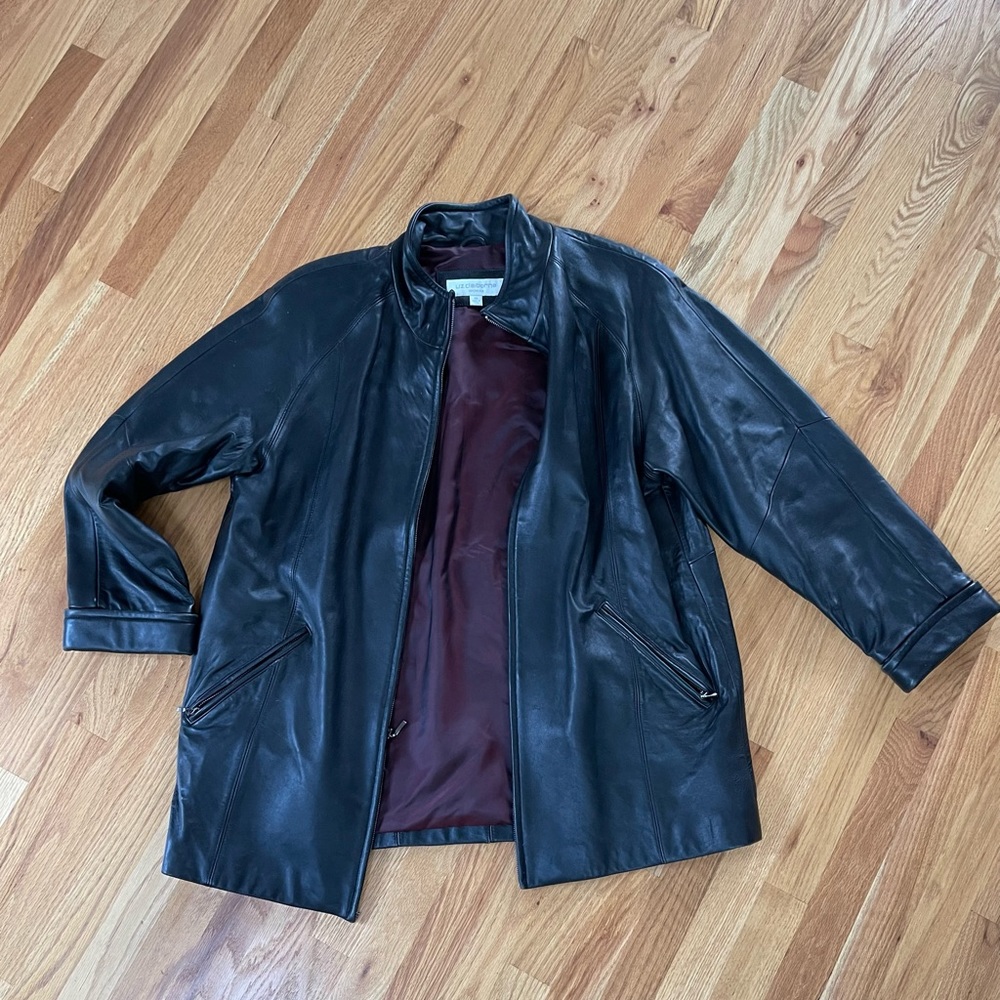 Liz Claiborne Leather Coat in excellent condition hardly worn!!